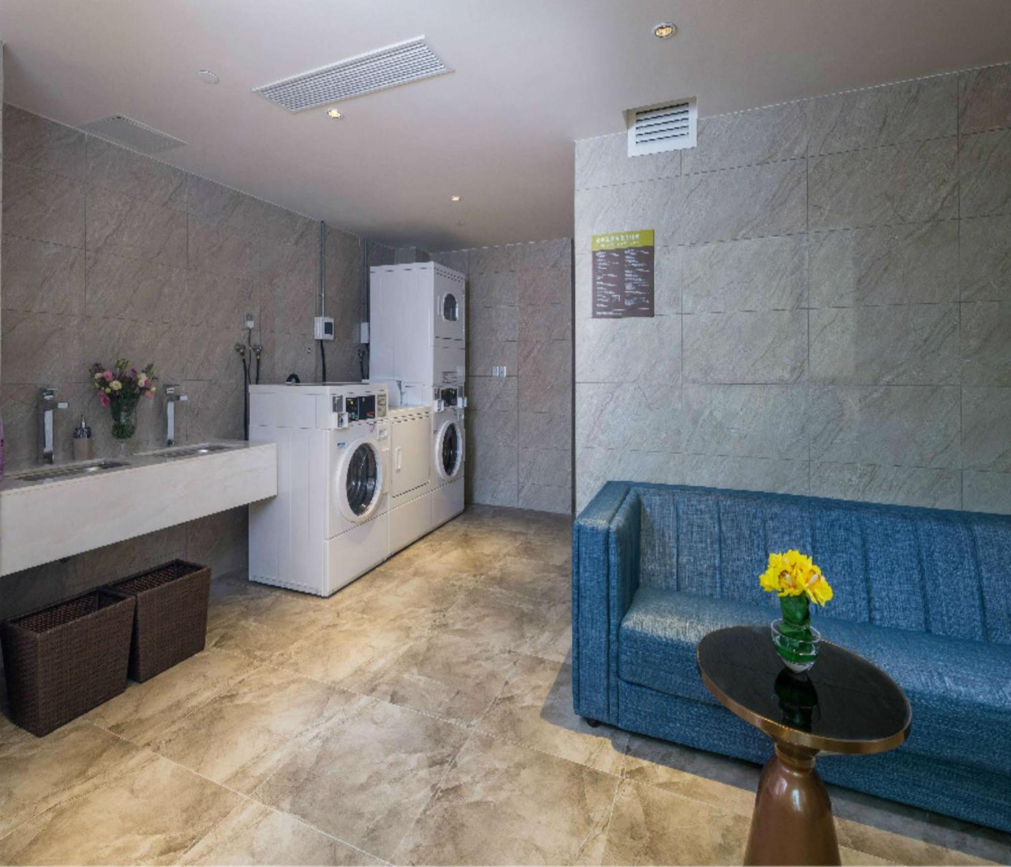 Hilton Garden Inn Zhongshan Guzhen Екстер'єр фото