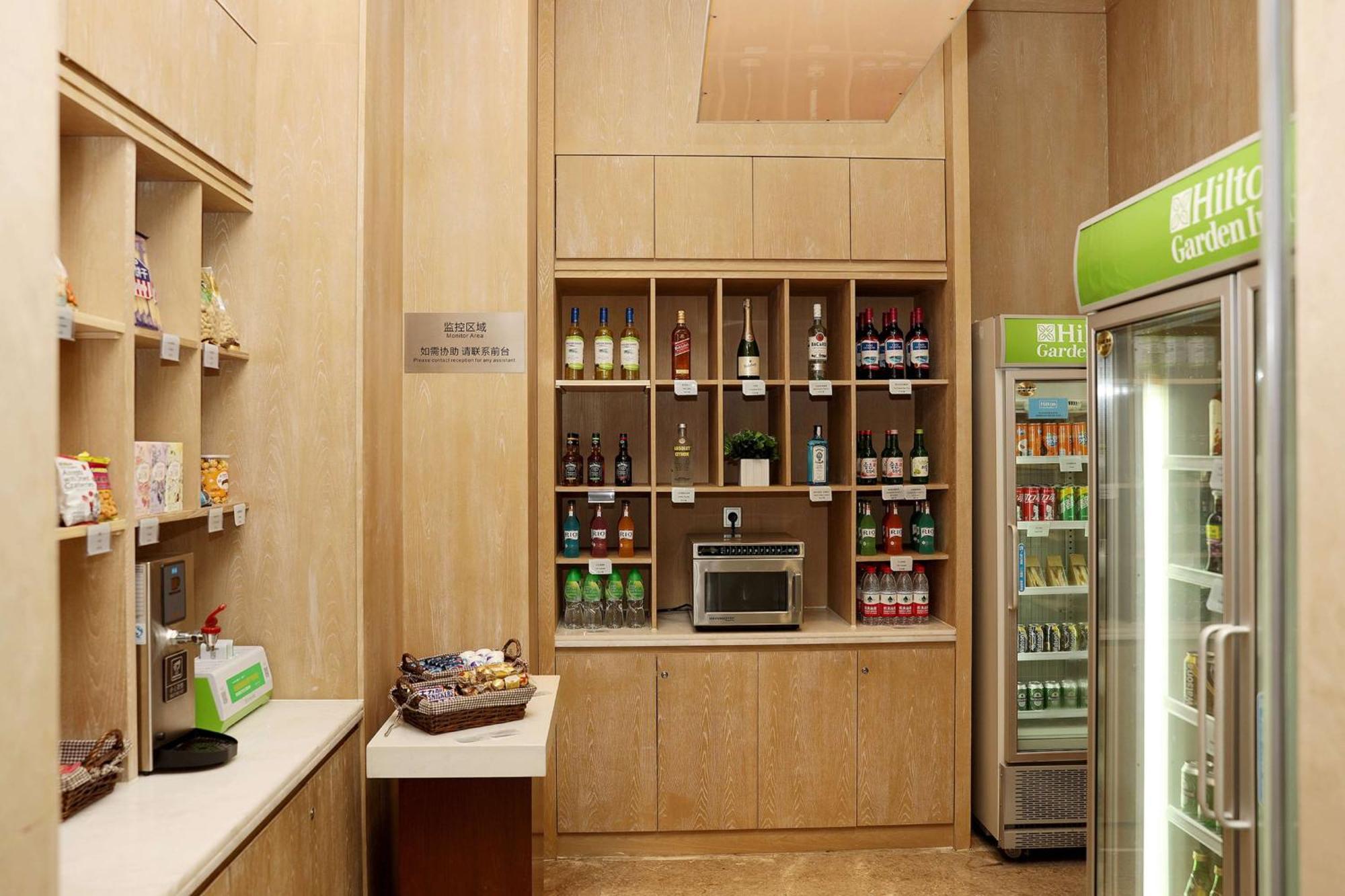 Hilton Garden Inn Zhongshan Guzhen Екстер'єр фото